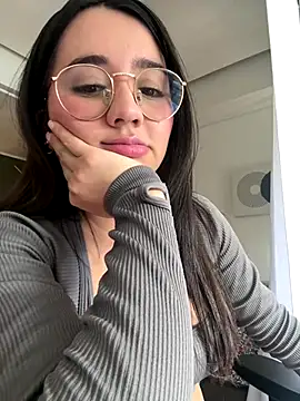 Michelle Zoe online show from 22, 11, 2025