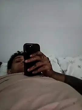 Snapshot of Fernanda30 chatting on 19, 11, 2025 Fernanda30 online show from 19, 11, 2025