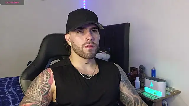 Ades Lowe online show from 28, 2, 2026