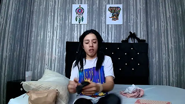 Alicee Moonn online show from 4, 10, 2025