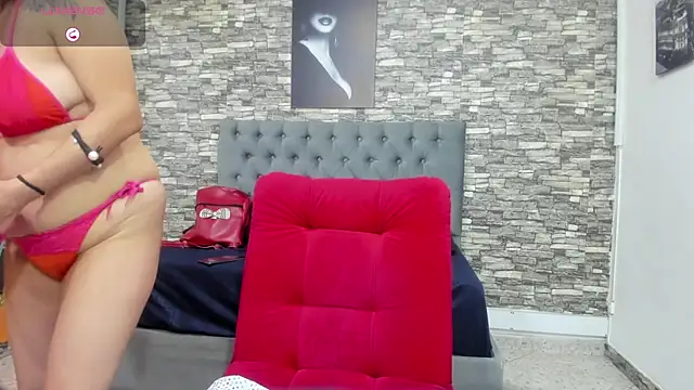 Snapshot of PenelopeDawson chatting on 11, 11, 2025 PenelopeDawson online show from 11, 11, 2025