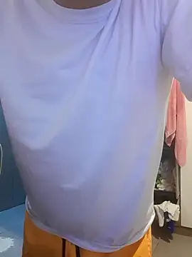 Snapshot of atman777 chatting on 26, 10, 2025 atman777 online show from 26, 10, 2025