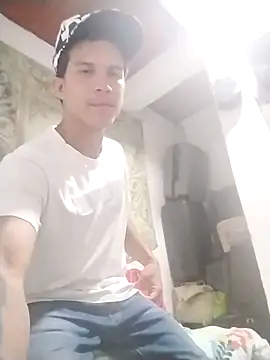 Karalxxx online show from 22, 11, 2025