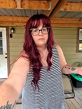 Snapshot of valeriejane chatting on 28, 10, 2025 valeriejane online show from 28, 10, 2025