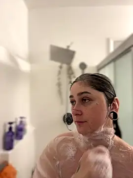 Alix Valentine online show from 15, 10, 2025