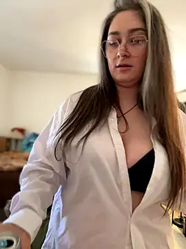 Alix Valentine online show from 24, 10, 2025