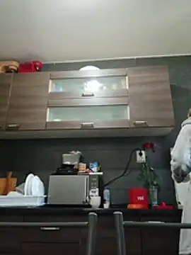 Snapshot of Aly-john1985 chatting on 2, 11, 2025 Aly-john1985 online show from 2, 11, 2025