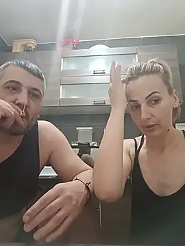 Snapshot of Aly-john1985 chatting on 5, 1, 2026 Aly-john1985 online show from 5, 1, 2026