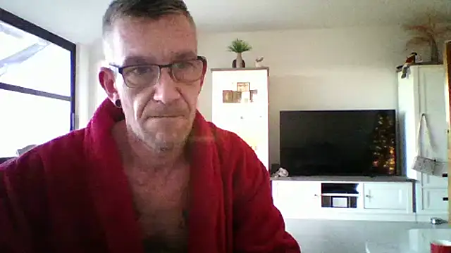 Snapshot of Kevinhot38 chatting on 15, 12, 2025 Kevinhot38 online show from 15, 12, 2025