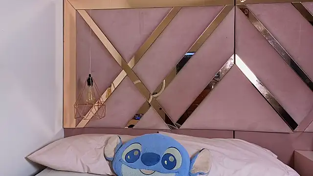 Sthephany grand online show from 3, 10, 2025