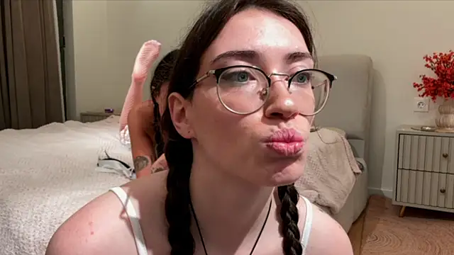 Kelly Berry   online show from 9, 11, 2025