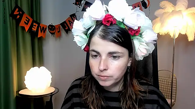 Snapshot of MartaEdams chatting on 25, 10, 2025 MartaEdams online show from 25, 10, 2025