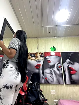 Snapshot of miaa_scott7 chatting on 9, 10, 2025 miaa scott7 online show from 9, 10, 2025