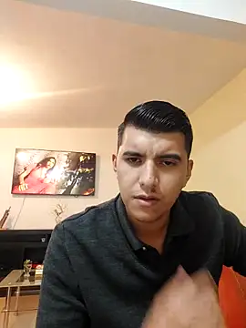 Snapshot of juicysmalls chatting on 28, 11, 2025 juicysmalls online show from 28, 11, 2025