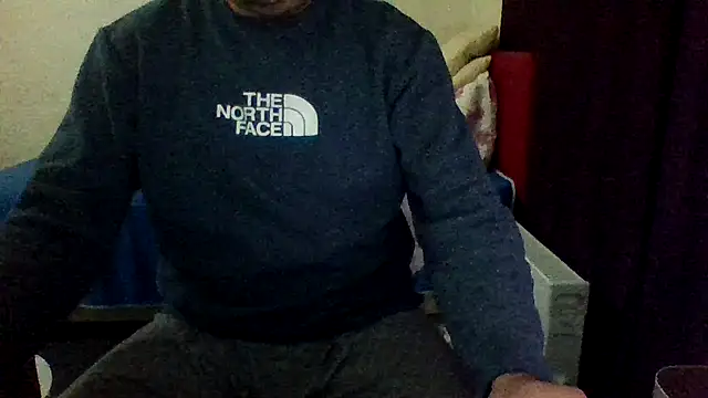 Snapshot of st206boy chatting on 4, 12, 2025 st206boy online show from 4, 12, 2025