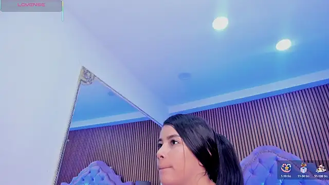 SelenaStonne online show from 18, 10, 2025