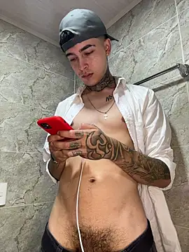 Snapshot of samm4044 chatting on 27, 10, 2025 samm4044 online show from 27, 10, 2025