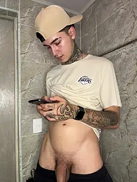 Snapshot of samm4044 chatting on 8, 11, 2025 samm4044 online show from 8, 11, 2025