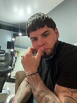 Snapshot of crazybarber69 chatting on 10, 2, 2026 crazybarber69 online show from 10, 2, 2026