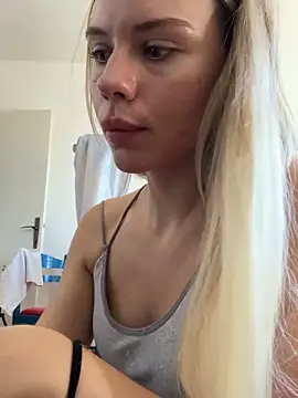 SexyMommyKate online show from 21, 9, 2025