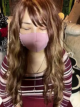 xoxLILxMELOxox online show from 8, 11, 2025