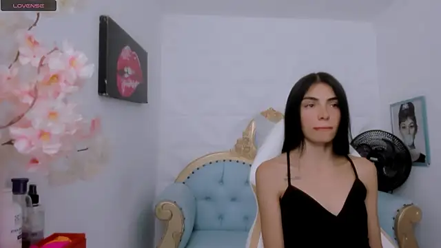 eimy skinny  online show from 23, 10, 2025