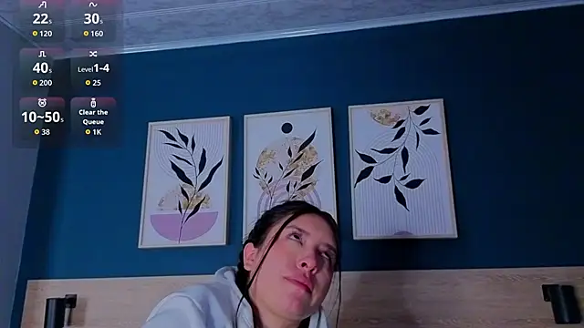 SarahMiler  online show from 22, 10, 2025