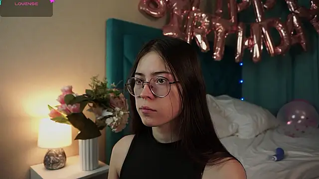 ywixos online show from 26, 2, 2026