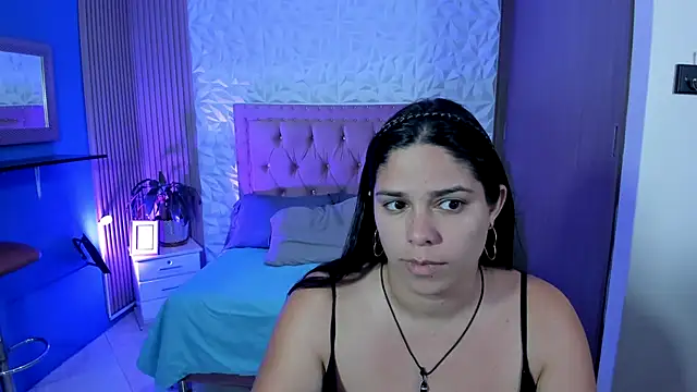 Snapshot of lucia_ht chatting on 31, 10, 2025 lucia ht online show from 31, 10, 2025