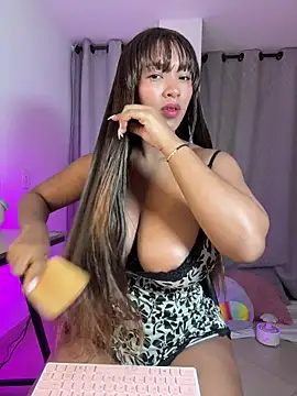 Snapshot of Mia_sweet80 chatting on 7, 3, 2026 Mia sweet80 online show from 7, 3, 2026