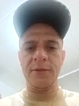 leon8013A online show from 10, 9, 2025