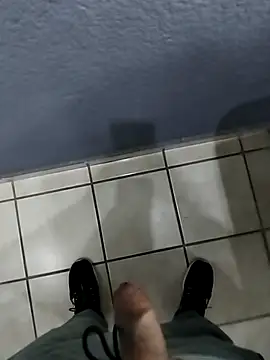 Snapshot of Leofj007 chatting on 25, 11, 2025 Leofj007 online show from 25, 11, 2025