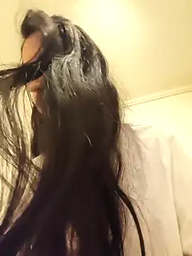 Snapshot of SweetMelodyZ chatting on 9, 11, 2025 SweetMelodyZ online show from 9, 11, 2025