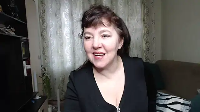 Snapshot of Illusionq chatting on 6, 3, 2026 Illusionq online show from 6, 3, 2026