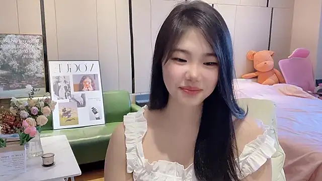 Snapshot of suki-1 chatting on 8, 10, 2025 suki-1 online show from 8, 10, 2025