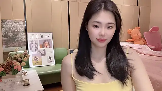 Snapshot of suki-1 chatting on 10, 10, 2025 suki-1 online show from 10, 10, 2025