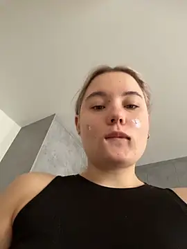 StephanieMur online show from 2, 2, 2026