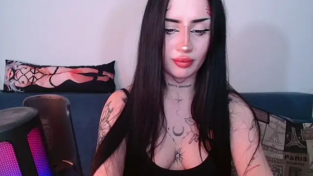 alisa tattoogirl1 online show from 25, 9, 2025