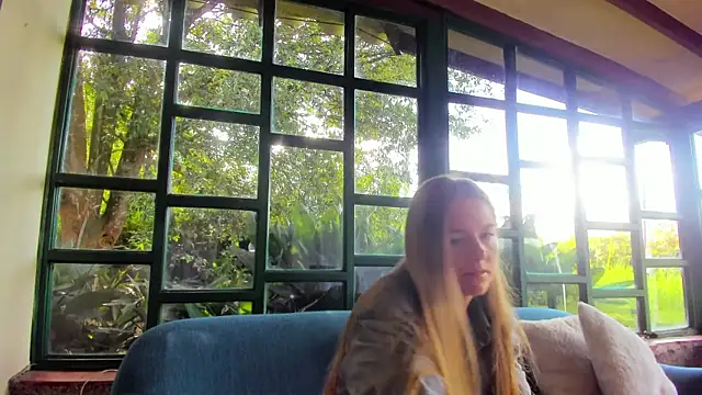 Angiehuston1 online show from 20, 3, 2026