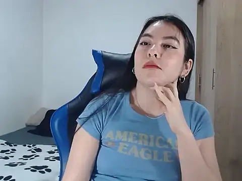 Snapshot of EloiseJun chatting on 18, 9, 2025 EloiseJun online show from 18, 9, 2025