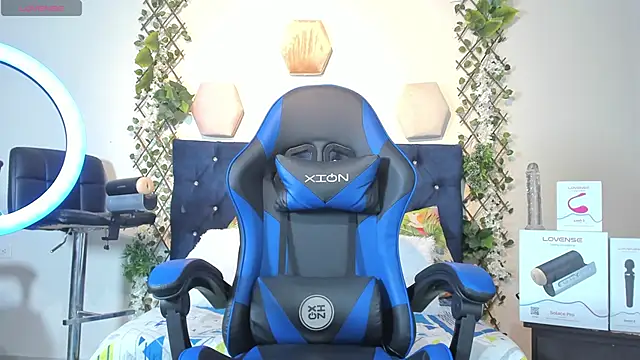 Snapshot of _taylor_black chatting on 22, 11, 2025 taylor black online show from 22, 11, 2025