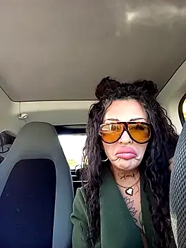 Snapshot of ASSERINAAA chatting on 27, 10, 2025 ASSERINAAA online show from 27, 10, 2025