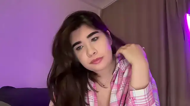 Snapshot of enyazhe chatting on 30, 11, 2025 enyazhe online show from 30, 11, 2025