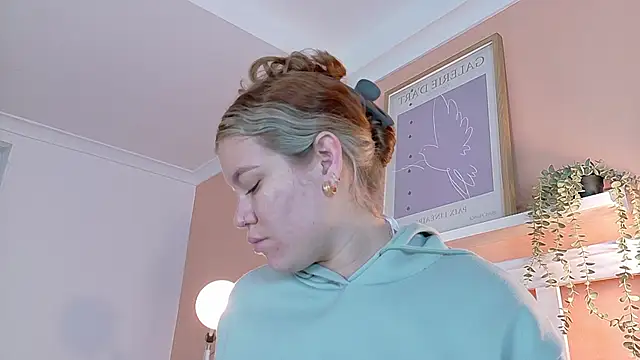 BelaMiller  online show from 8, 10, 2025