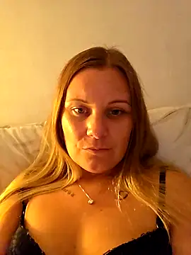 Miss-ShelbyXX online show from 11, 9, 2025