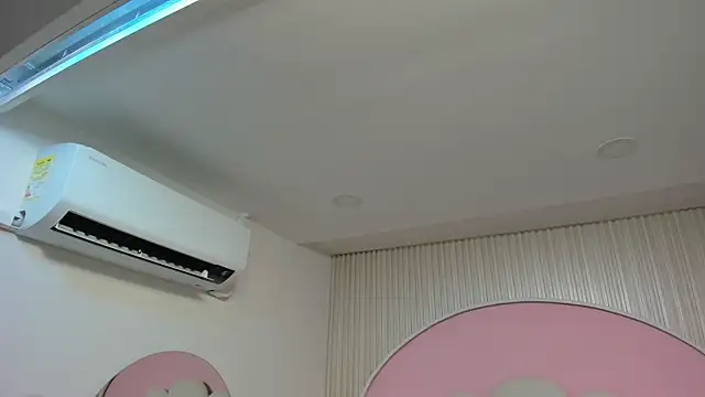 hinata dolly online show from 26, 10, 2025