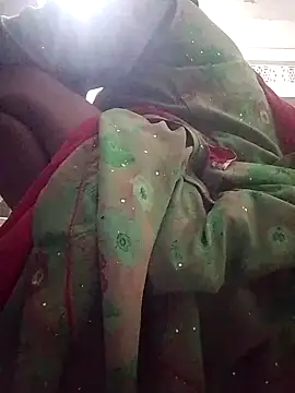 Snapshot of aunty_sumy chatting on 3, 11, 2025 aunty sumy online show from 3, 11, 2025