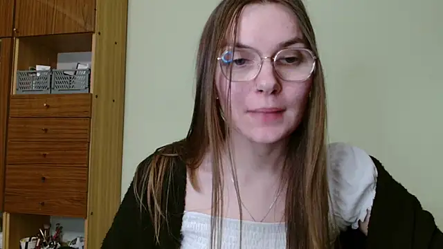 LooveELLYx online show from 13, 1, 2025