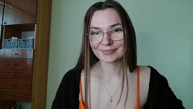LooveELLYx online show from 17, 1, 2025