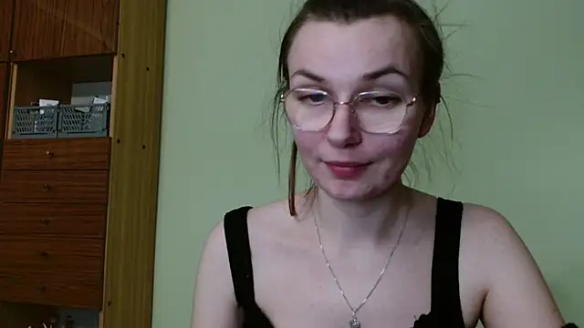 LooveELLYx online show from 22, 1, 2025